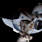 spacex-crew-drogon-docking-4